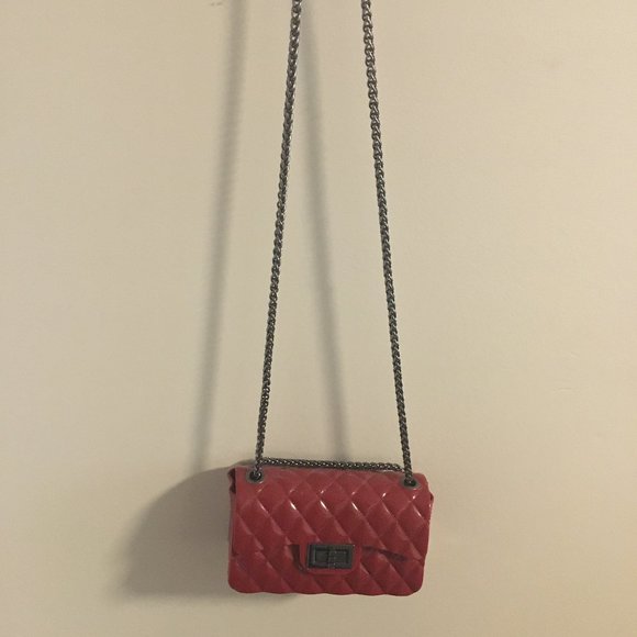 Shiny Red Small Purse - Picture 4 of 4